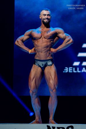 СLASSIC PHYSIQUE НОВИЧКИ